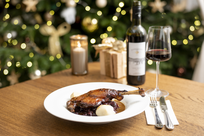 vianoce,Schloss Hof, trhy,jedlo,vino