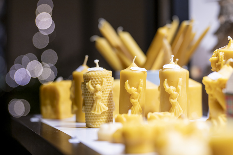 kolotoc,vecer,budova